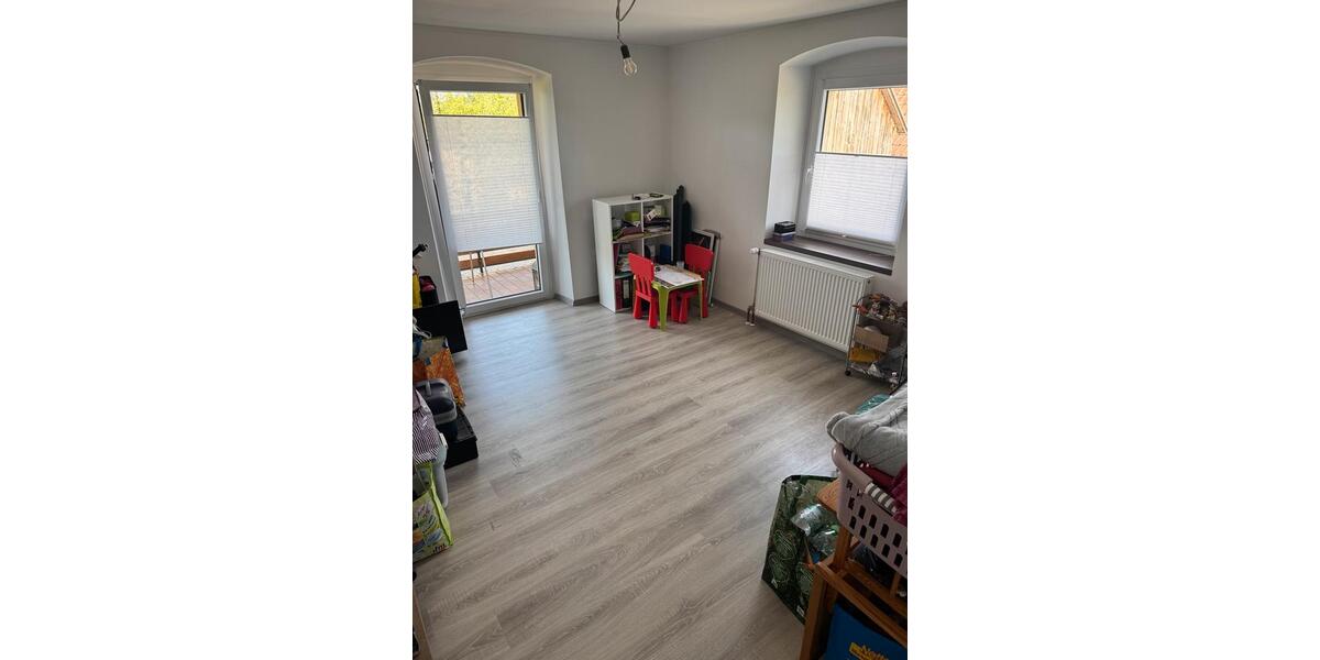 Einfamilienhaus Nabburg - 6 Zimmer, 160 m&sup2;, 1.200&euro; | Angebot:26432101