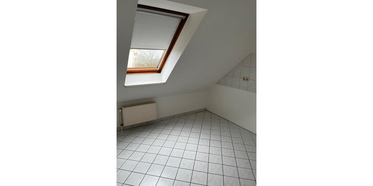 Dachgeschoßwohnung Crivitz - 2 Zimmer, 53 m&sup2;, 450&euro; | Angebot:26163840