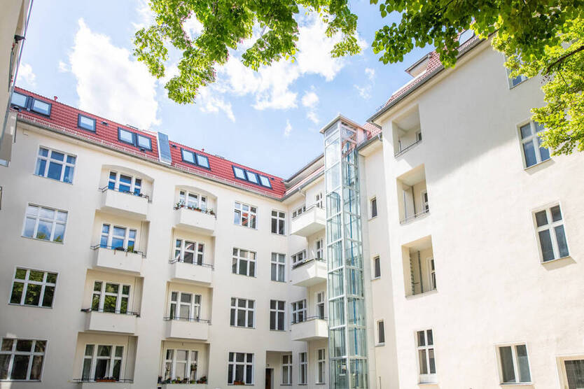 Gründerzeitflair in Steglitz: Bezugsfreie 3-Zimmer-Wohnung mit Balkon und Abstellraum