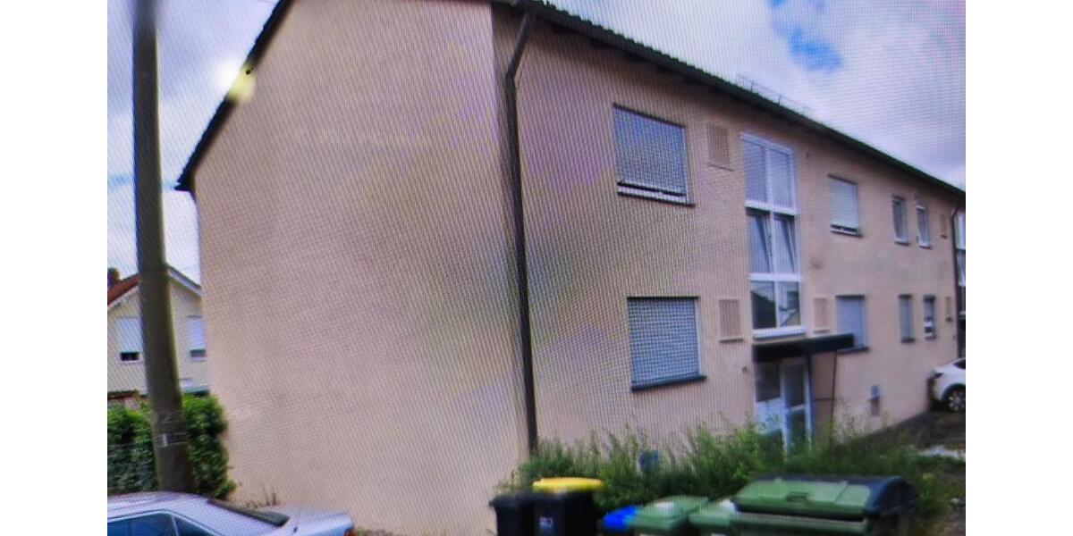 2-Zimmer Wohnung im 2. OG in Großsachsenheim, Bahnhof in 8 Min. 2 zimmer