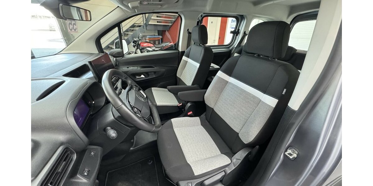 Citroen Berlingo 1.2 Puretech 110 Feel M LED CARPLAY 14.400 km 22.222 &euro; Lich 35423