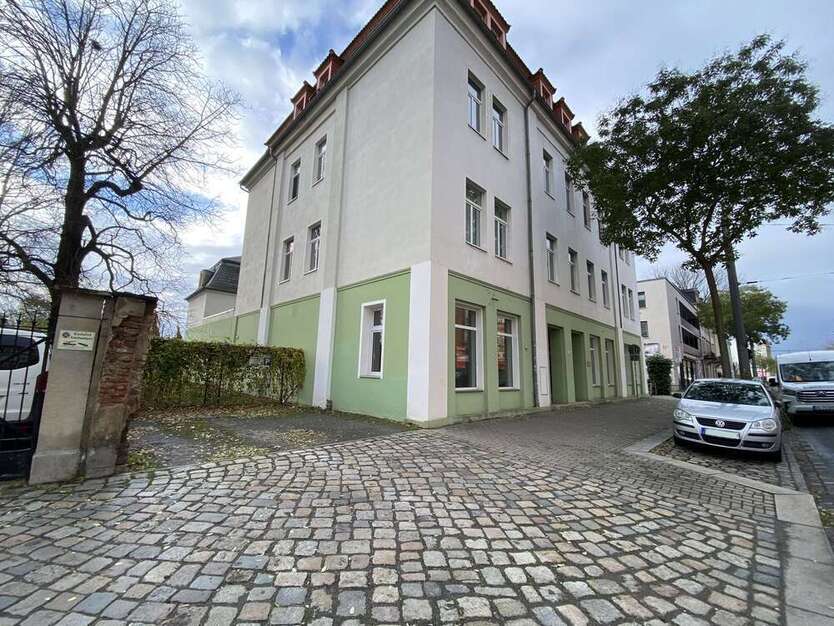Einzelhandel in Dresden 925 € 126 m²