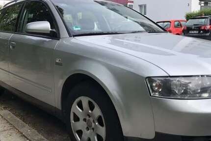Audi A4 265.400 km 1.999 &euro; Grafing b.München, St 85567