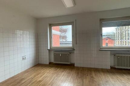 Wohnung Rosenheim Egarten - 8 Zimmer, 159 m&sup2;, 475.000&euro; | Angebot:25517751