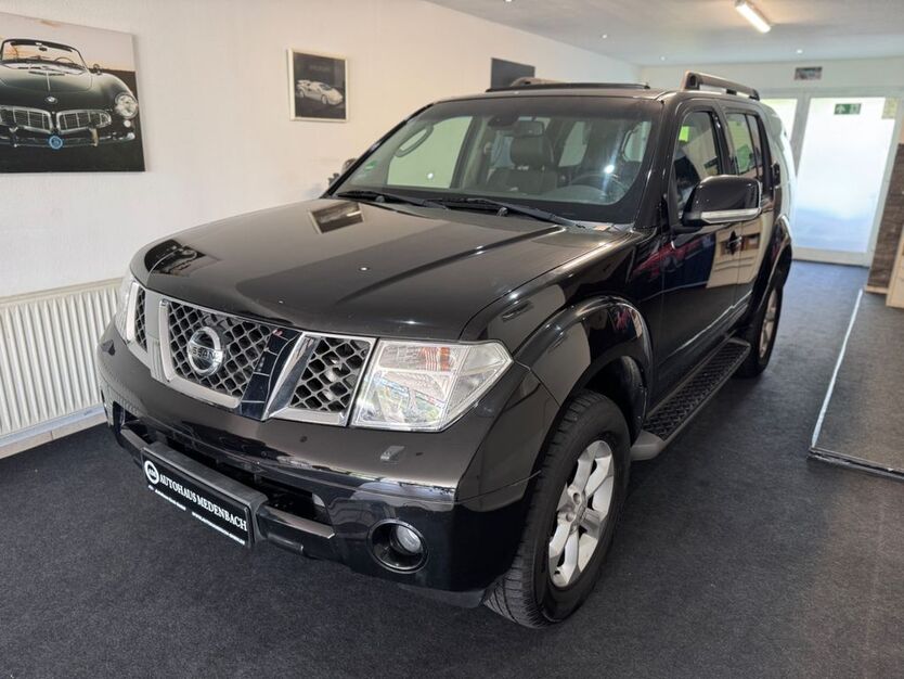 Nissan Pathfinder 173.311 km 14.990 € Wiesbaden 65207