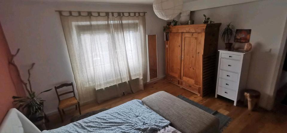 Biete 2-Zimmer-Whg in Köln gegen mindestens 3-Zi-Whg in Freiburg zimmer