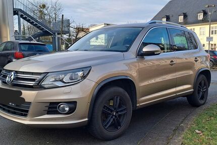 VW Tiguan 136.800 km 12.500 &euro; Detmold 32757