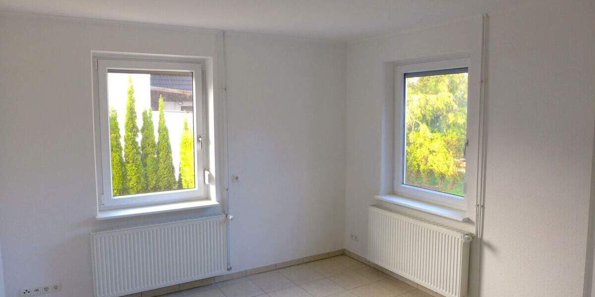 Doppelhaushälfte Varel - 4 Zimmer, 96 m&sup2;, 247.050&euro; | Angebot:24032555