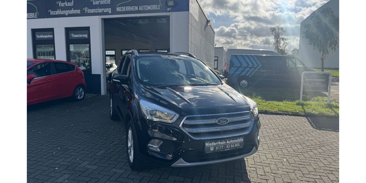 Ford Kuga 155.297 km 12.490 &euro; Moers 47441