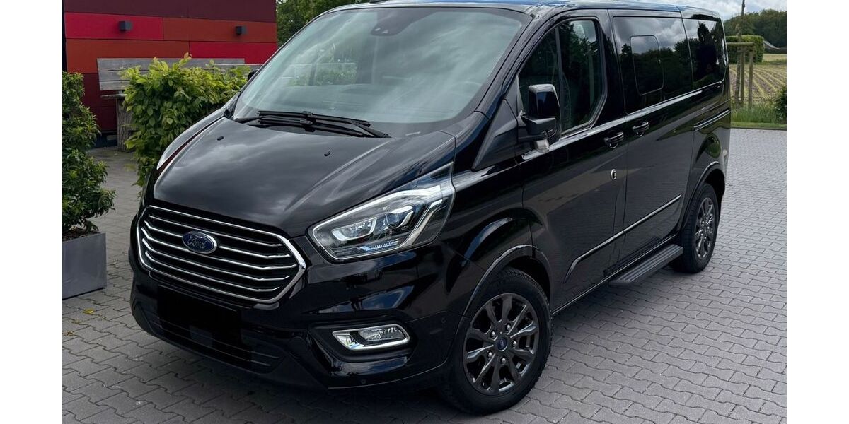 Ford Tourneo Custom 136.000 km 25.990 &euro; Ahaus 48683