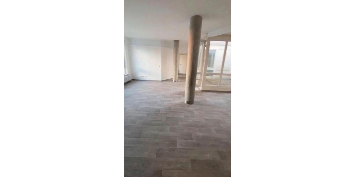 Etagenwohnung Cottbus - 3 Zimmer, 90 m&sup2;, 1.205&euro; | Angebot:25367834