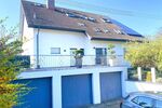 Provisionsfrei* Einmaliges saniertes 3FH, energetisch modernisiert - Mehrfamilienhaus, Wohnhaus Staufen | Angebot:25861407