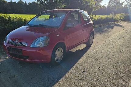 Toyota Yaris 141.500 km 3.299 € Oberhausen 86697