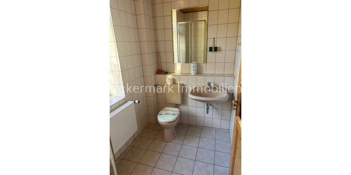 Mehrfamilienhaus, Wohnhaus Lychen - 7 Zimmer, 194 m&sup2;, 298.000&euro; | Angebot:25747638