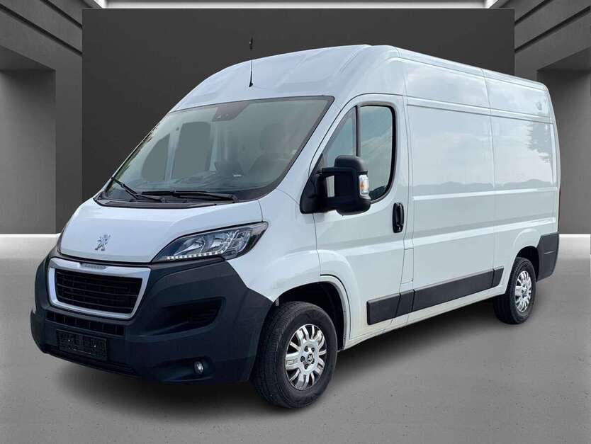 Peugeot Boxer 142.366 km 12.900 € Bergheim 50126