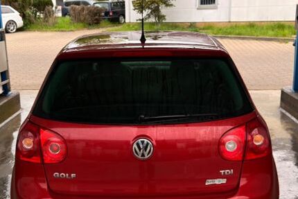 VW Golf 221.500 km 3.500 &euro; Gera 07548