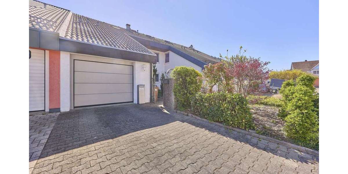 Haus zum Kaufen in Durmersheim 549.000 € 182 m² 7 zimmer