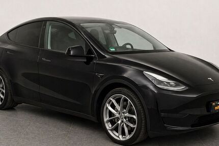 Tesla Model Y 98.000 km 28.490 &euro; Flörsheim am Main 65439
