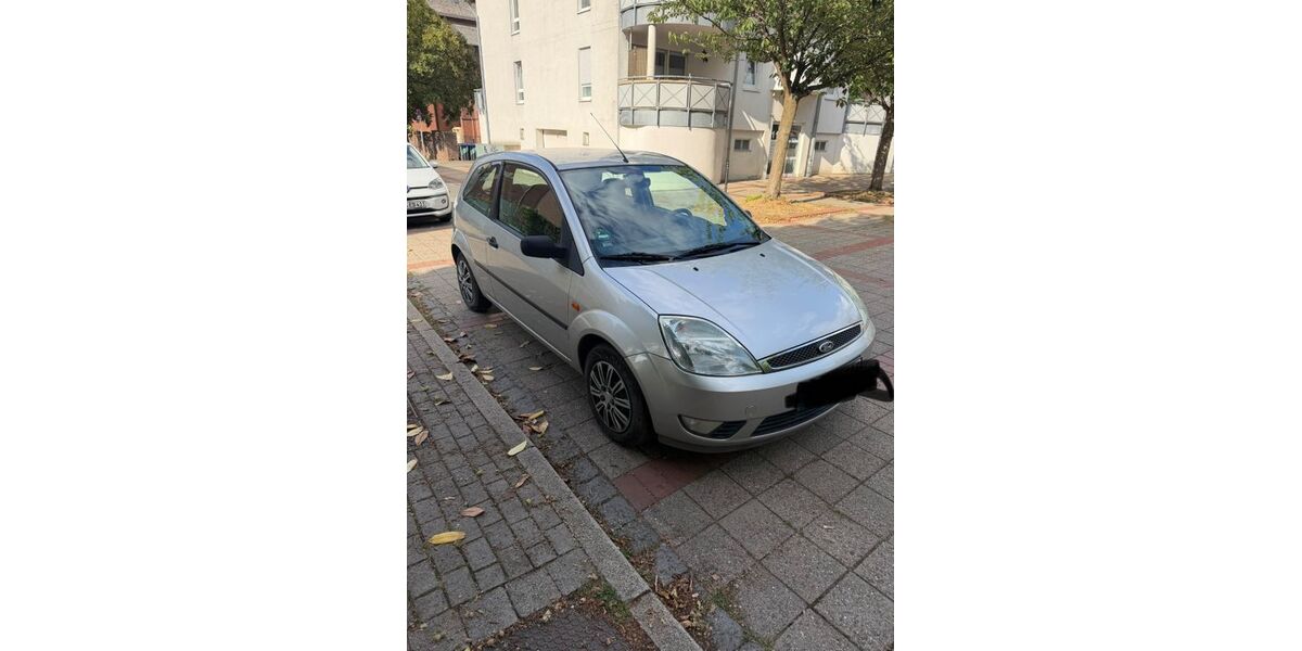 Ford Fiesta 110.000 km 2.300 &euro; Witten 58453