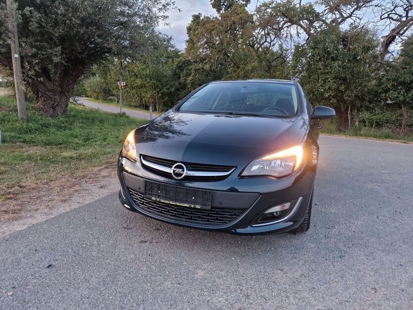 Opel Astra 152.000 km 5.500 € Moltow 23996