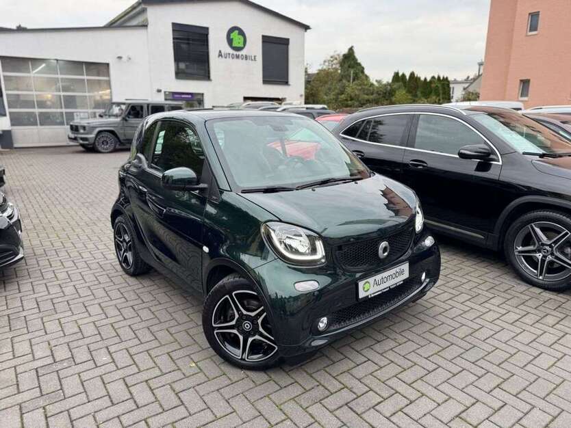 Smart forTwo 92.880 km 13.499 € Troisdorf 53840