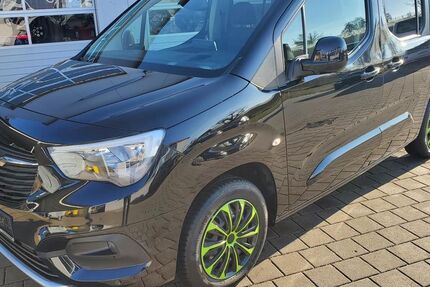 Opel Combo Life 52.300 km 21.500 &euro; Überlingen 88662