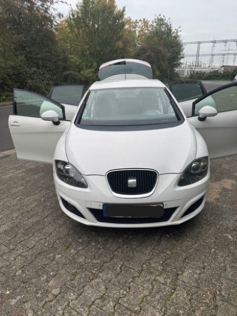 Seat Leon 137.230 km 4.900 € Maintal 63477
