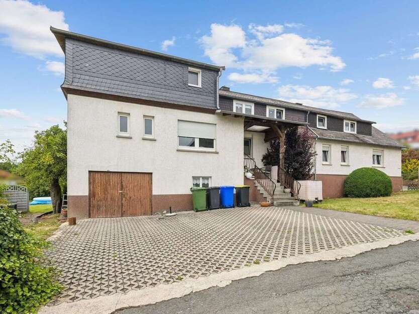 Haus zum Kaufen in Allendorf (Eder) 224.000 € 288 m²