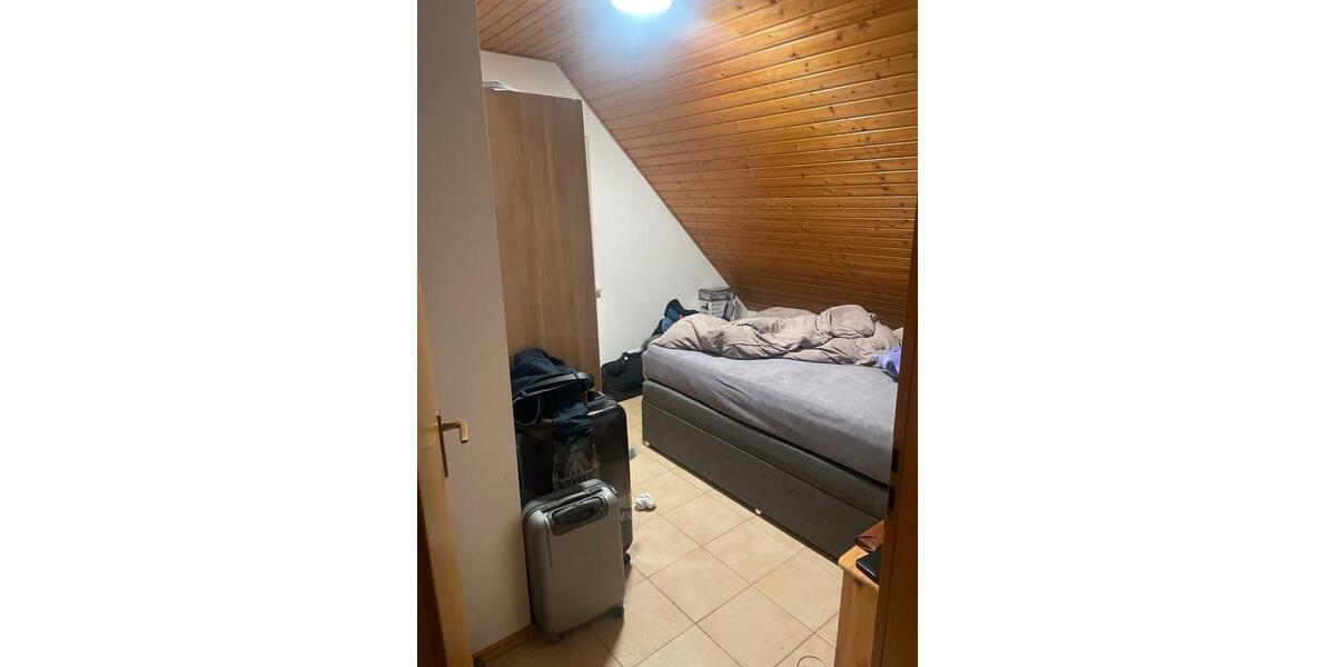 Dachgeschoßwohnung Mutterstadt - 2 Zimmer, 35 m&sup2;, 680&euro; | Angebot:26645898