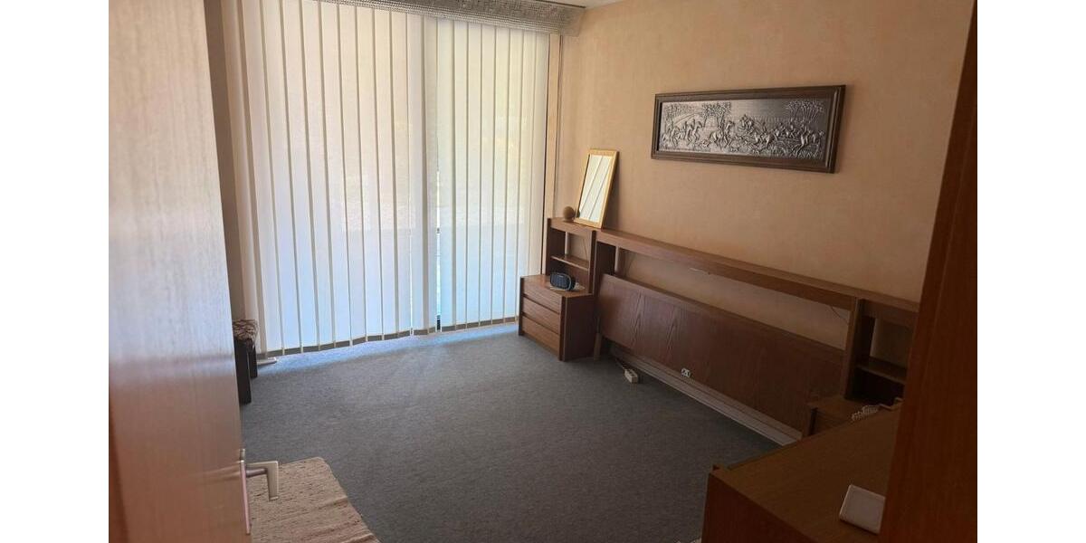 Bungalow Lage - 3 Zimmer, 150 m&sup2;, 1.600&euro; | Angebot:26295246
