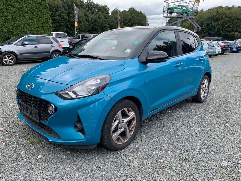 i10