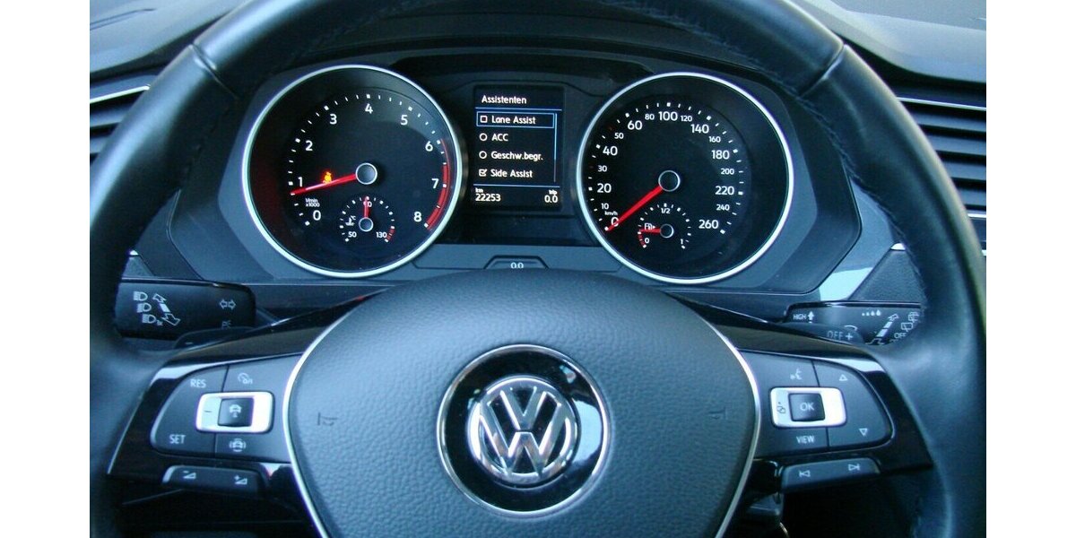 VW Tiguan 2.0TSi 4Motion R-line ACC Navi LED Kamera 22.247 km 27.480 &euro; Falkensee 14612