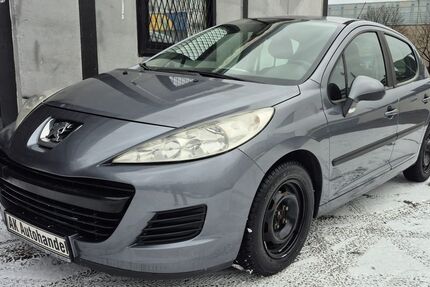 Peugeot 207 173.605 km 1.290 &euro; München 80809