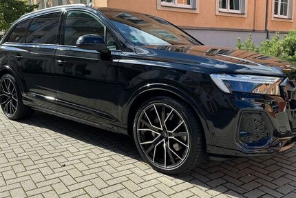 Audi Q7 57.500 km 68.500 &euro; Dresden 01159