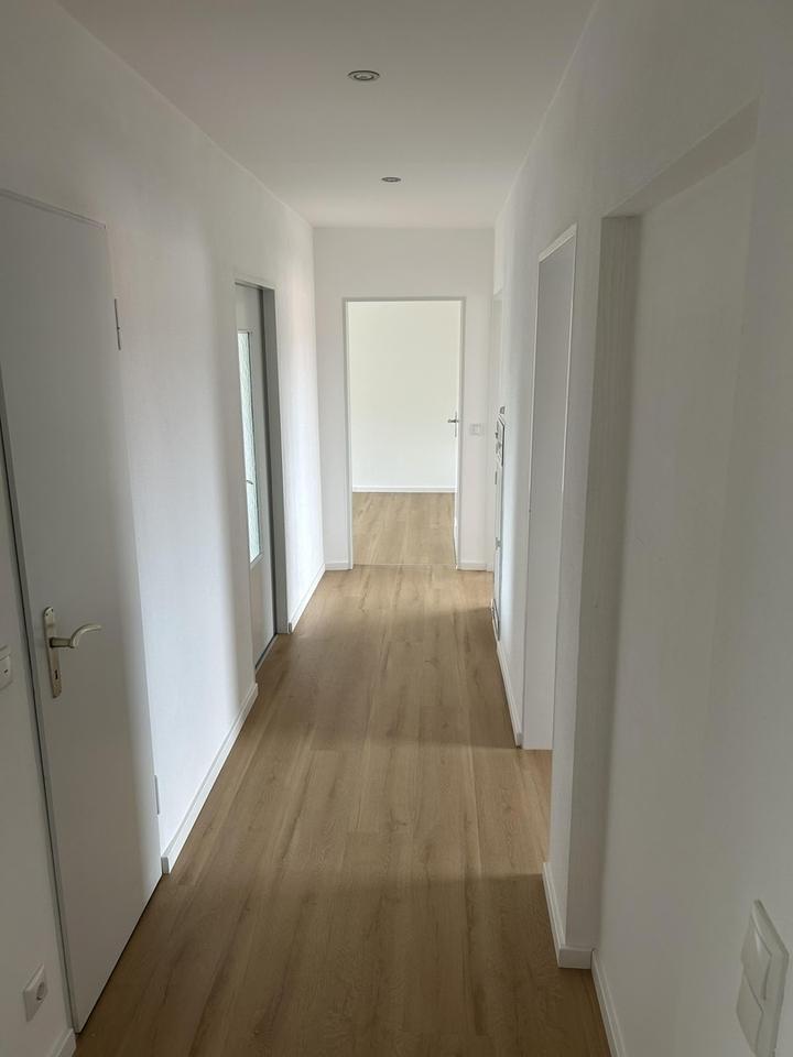 TOP renovierte moderne 3-Zimmer Wohnung
