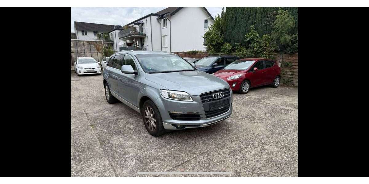 Audi Q7 266.000 km 6.000 &euro; berlin 12099