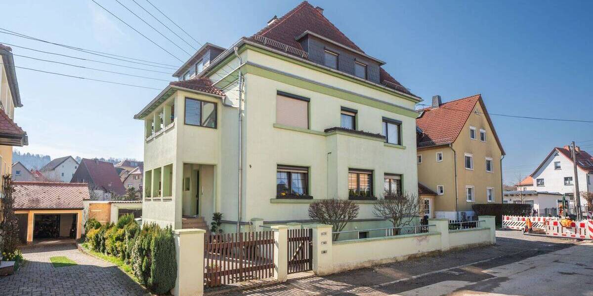 Etagenwohnung Rudolstadt Cumbach - 3 Zimmer, 89 m&sup2;, 160.000&euro; | Angebot:25929531