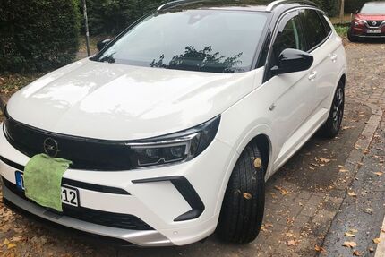 Opel Grandland (X) 13.500 km 23.250 € Hamburg 20535