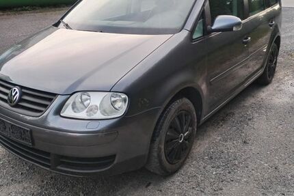 VW Touran 176.000 km 2.200 &euro; Reichshof 51580
