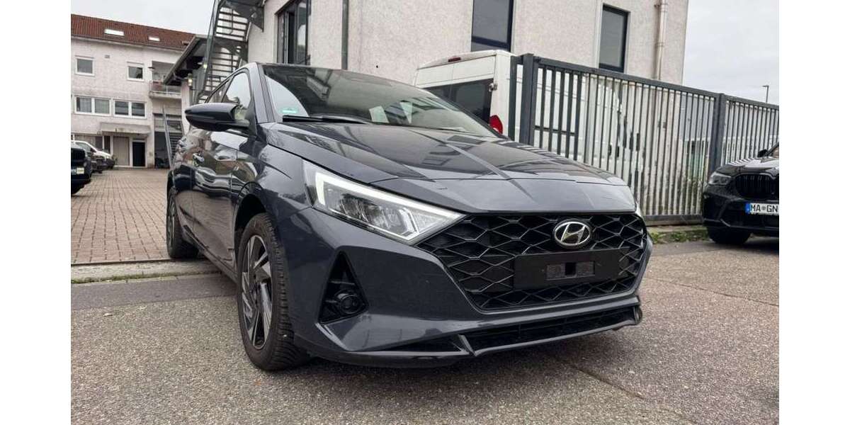 Hyundai i20 26.770 km 16.500 &euro; Hockenheim 68766