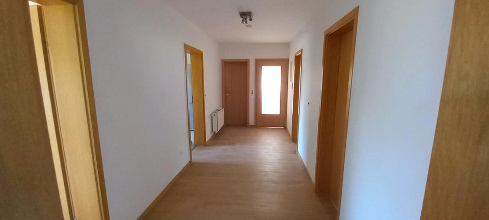 Etagenwohnung Steinheim - 4 Zimmer, 103 m&sup2;, 700&euro; | Angebot:26321487
