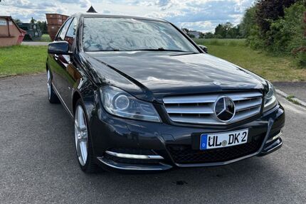 Mercedes-Benz C 350 205.000 km 9.500 &euro; Staig 89195