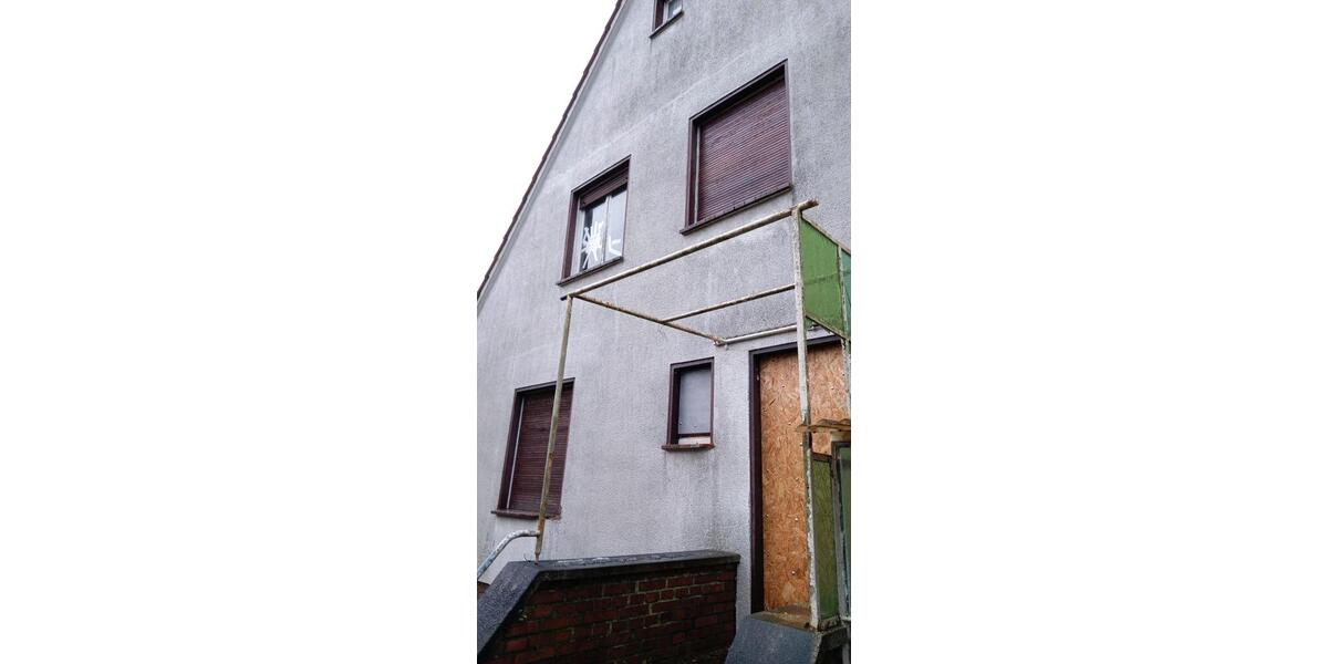 Einfamilienhaus Gronau (Westfahlen) - 6 Zimmer, 120 m&sup2;, 166.000&euro; | Angebot:26313022