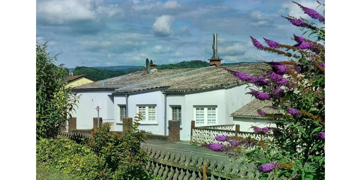 Einfamilienhaus Schotten - 8 Zimmer, 270 m&sup2;, 369.000&euro; | Angebot:24572823