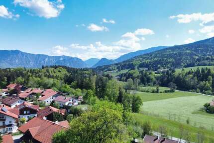 Grundstück zu verkaufen in Siegsdorf 690.000 € 1372 m²