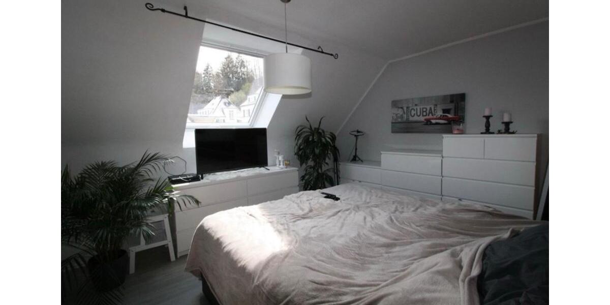 Etagenwohnung Gummersbach - 3 Zimmer, 76 m&sup2;, 245.000&euro; | Angebot:27248471