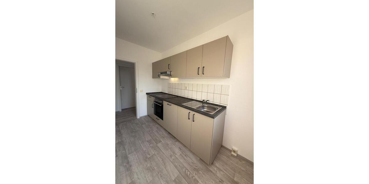 Etagenwohnung Grimma - 4 Zimmer, 60 m&sup2;, 306&euro; | Angebot:26273702