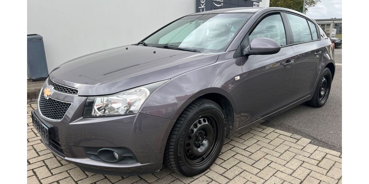 Chevrolet Cruze 95.000 km 4.999 &euro; Göttingen 37079