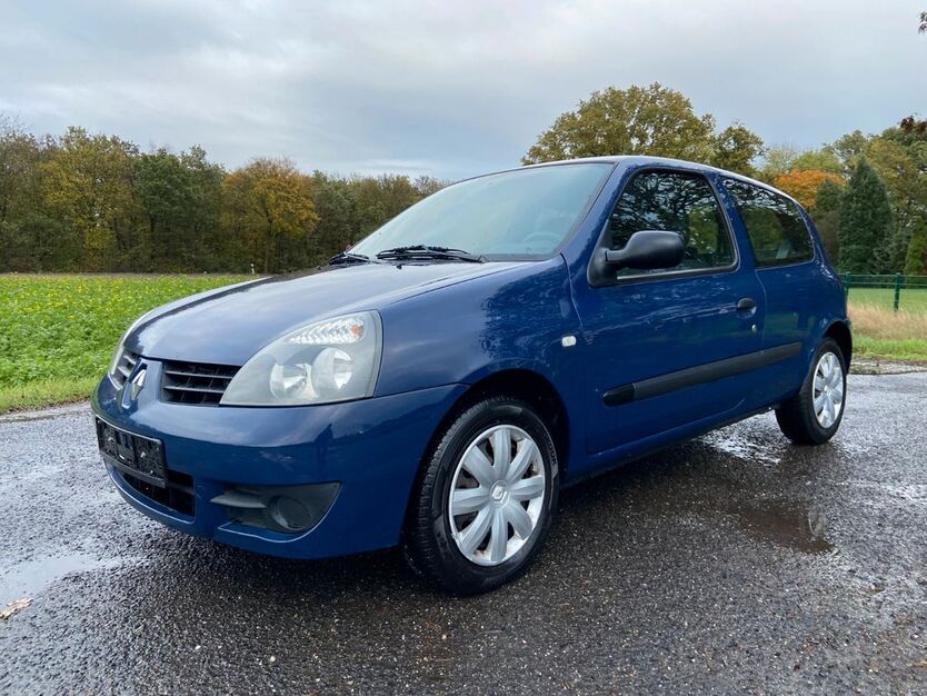 Renault Clio 152.000 km 1.990 € Neukirchen-Vluyn 47506