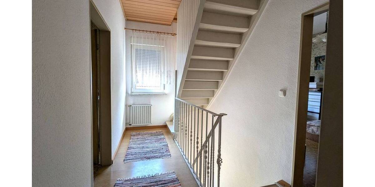 Einfamilienhaus Bischofsheim - 7 Zimmer, 139 m&sup2;, 495.000&euro; | Angebot:26858581